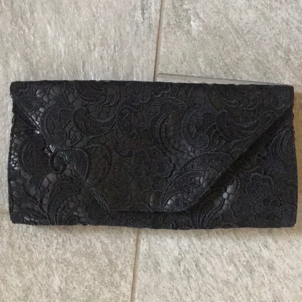 Jessica Simpson lace clutch
